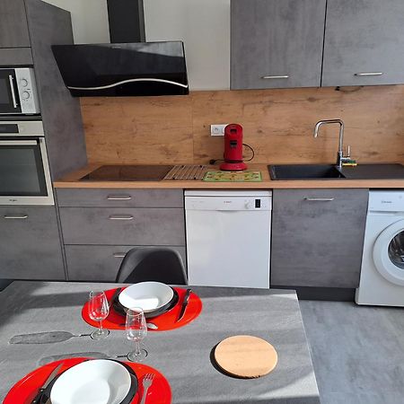 Agreable T2 Classe 3 Etoiles, Refait A Neuf, Dans Quartier Calme 罗德兹 外观 照片