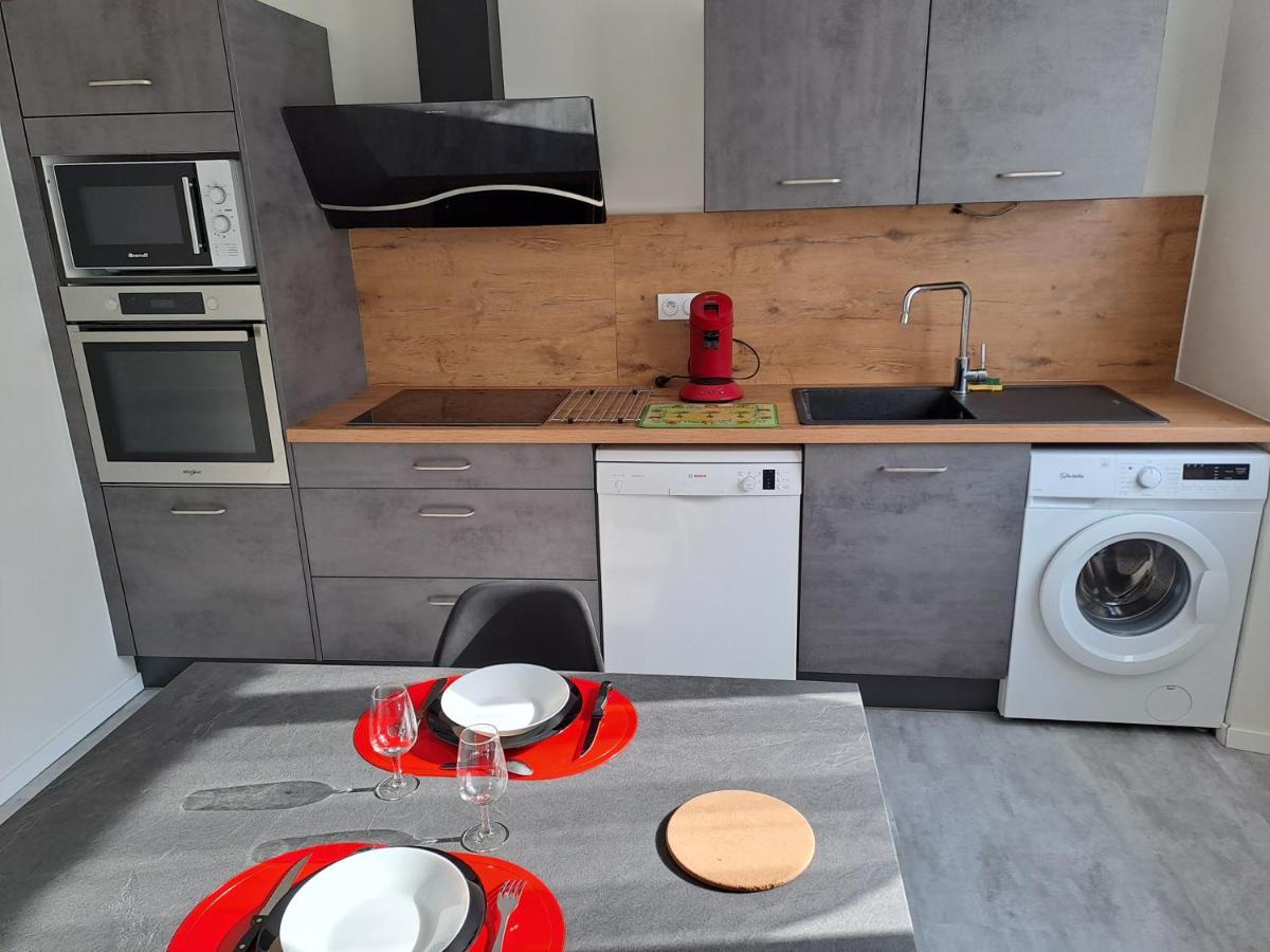 Agreable T2 Classe 3 Etoiles, Refait A Neuf, Dans Quartier Calme 罗德兹 外观 照片
